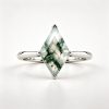 Front view of kite moss agate ring in sterling silver