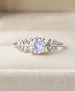 Moon Mark in the Forest – Natural Rainbow Moonstone Leaf Ring