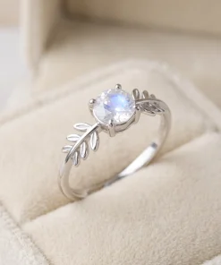 Moon Mark in the Forest – Natural Rainbow Moonstone Leaf Ring