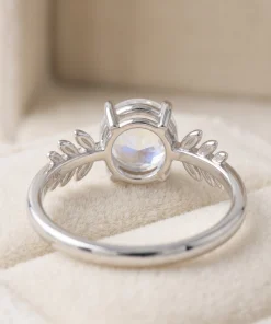 Moon Mark in the Forest – Natural Rainbow Moonstone Leaf Ring